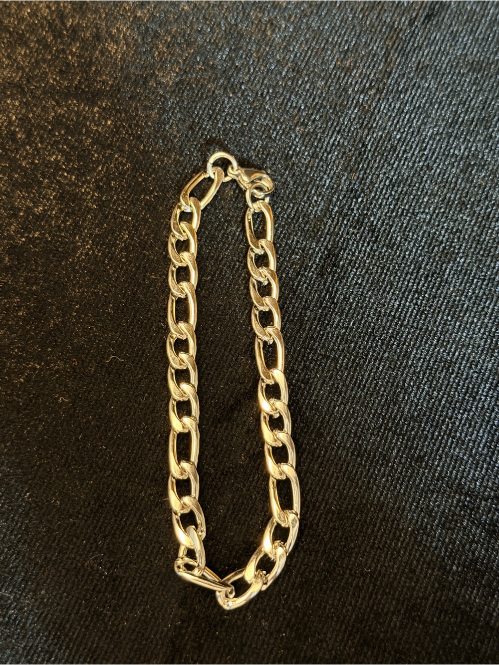 18K White Gold Filled Figaro 7in 5MM Bracelet Lobster Clasp Will Not Tarnish